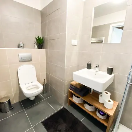 Apartmán Krasny Moderny 1-izbovy Byt, Novostavba + Parking Bratislava