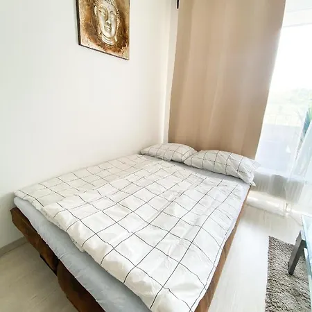 Апартаменты Krasny Moderny 1-izbovy Byt, Novostavba + Parking *