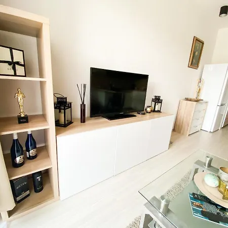 Krasny Moderny 1-izbovy Byt, Novostavba + Parking Братислава