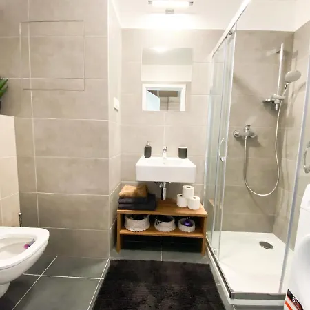 Apartmán Krasny Moderny 1-izbovy Byt, Novostavba + Parking